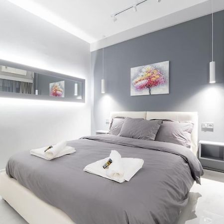 Lux Seaside Apartment By Volos Hospitality Exteriör bild